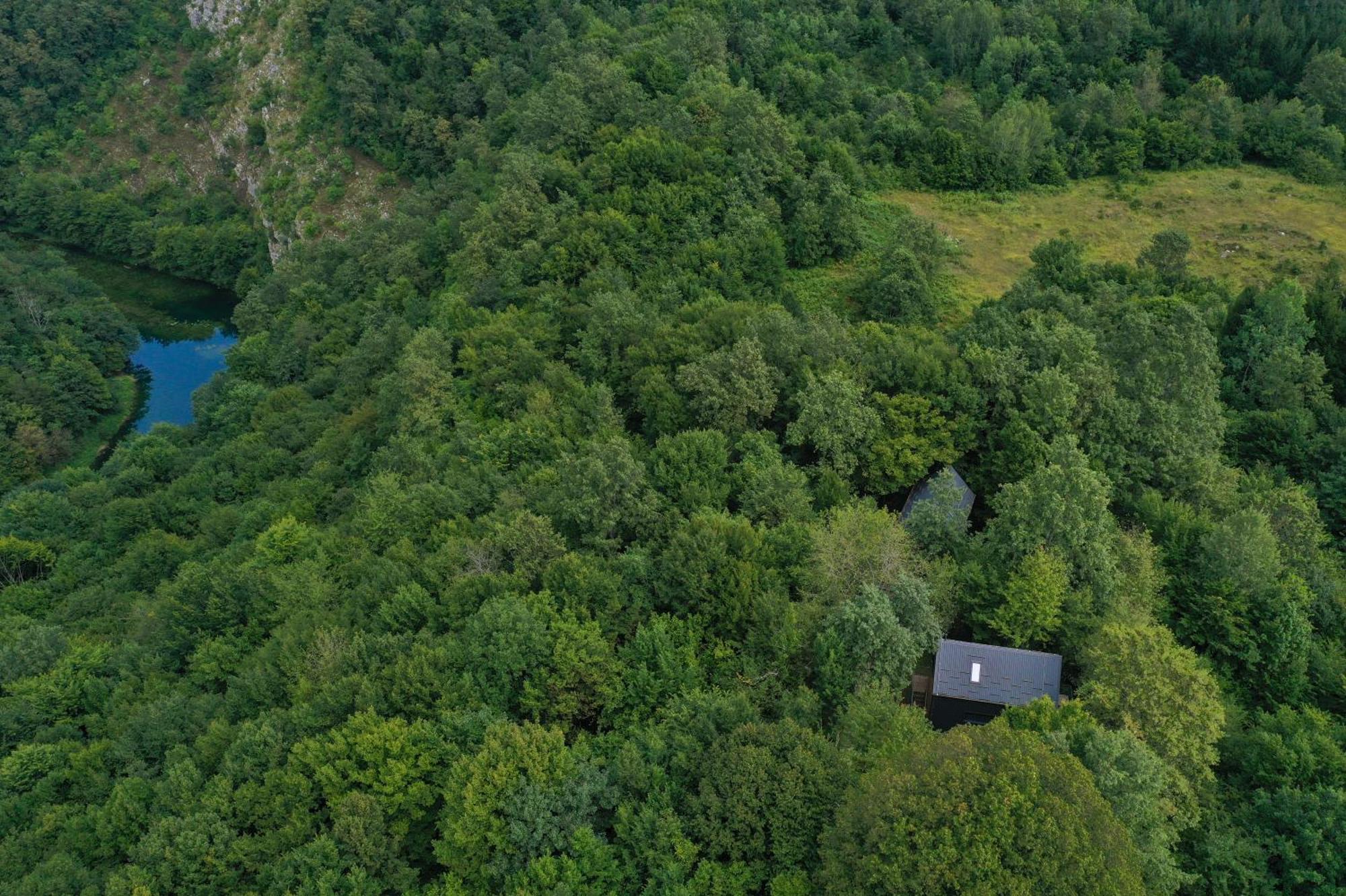 Апартаменты Tree Elements Treehouse Retreat Слуни Экстерьер фото