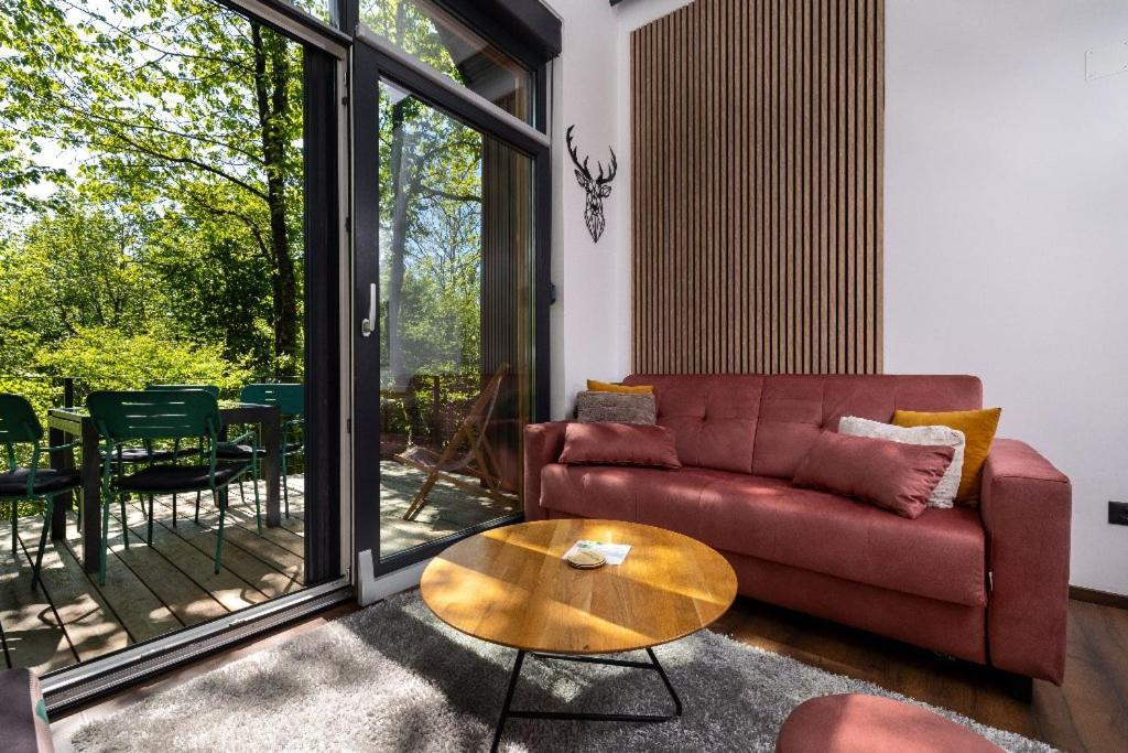Апартаменты Tree Elements Treehouse Retreat Слуни Экстерьер фото