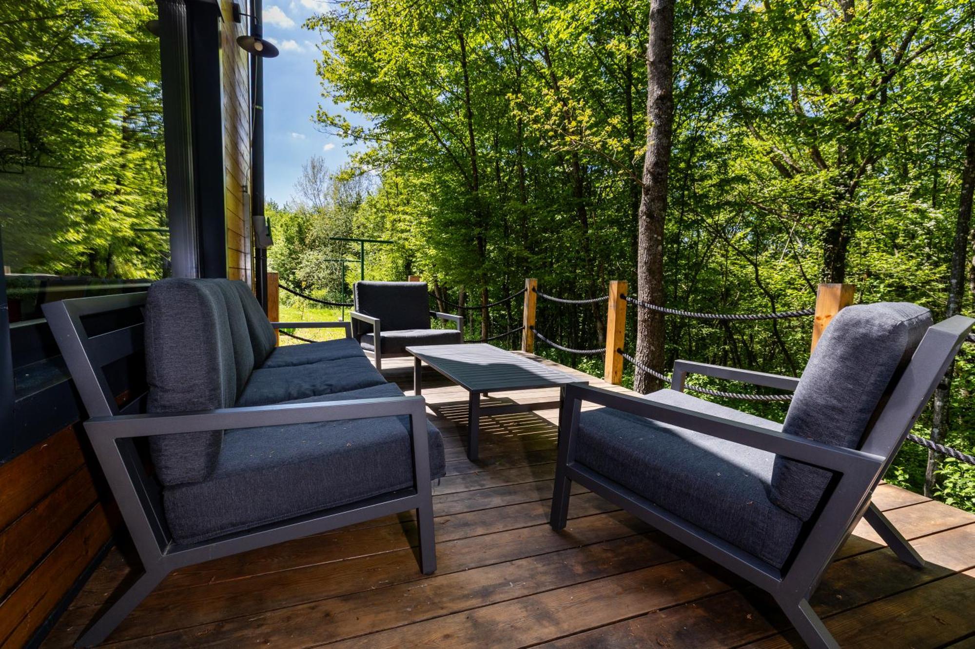 Апартаменты Tree Elements Treehouse Retreat Слуни Экстерьер фото